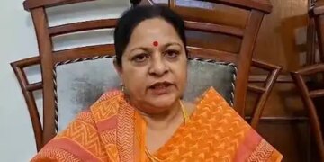 यूपी चुनाव से पहले मुरादाबाद सपा में रार, पीडीए सम्मेलन में न बुलाए जाने पर सांसद रुचि वीरा नाराज