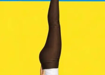 Sarvangasana is effective in removing the problems of aging, there are many benefits of practicing it.