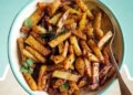 Say no to outside food in summer, make spicy pickled potatoes at home, know the method
