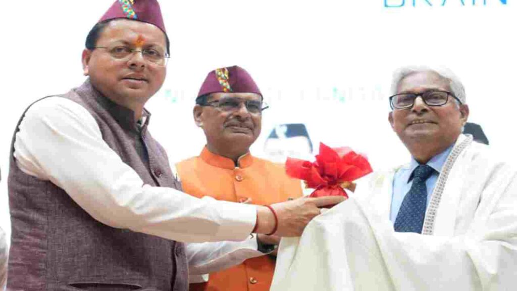 Shivraj Singh Chouhan and Pushkar Singh Dhami. | Uttarakhand News: Message from agriculture and prosperous farmer from Pantnagar: Shivraj, Dhami said old students are our pride. News Track in Hindi