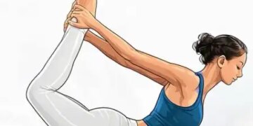 Simple Dhanurasana strengthens the spine and calms the mind, know the right way to practice it.
