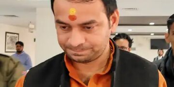 तेज प्रताप यादव ने हत्या की साजिश का लगाया आरोप, पूर्व सहयोगी आकाश यादव के खिलाफ एफआईआर दर्ज