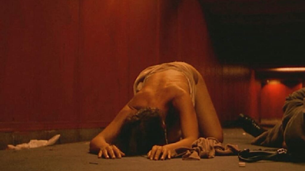 This actress was brutally tortured in the longest rape scene, this film came into controversy overnight