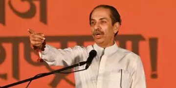 Uddhav Thackeray's tension increased! MPs' meeting called in Delhi, Sanjay Raut said - offers of ₹ 50-50 crores were given