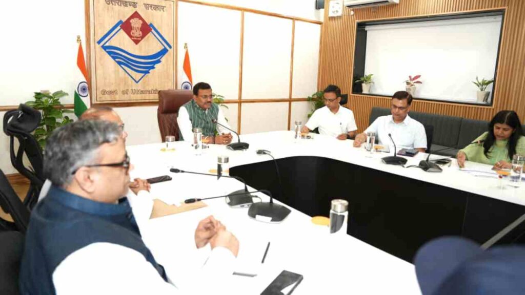 Uttarakhand AgriStack CS Orders Fast-Tracking of Crop Survey and Farmer Registration | Uttarakhand News: Strict instructions from the Chief Secretary on digital crop survey and farmer registration, special task to these 4 districts including Dehradun. News Track in Hindi