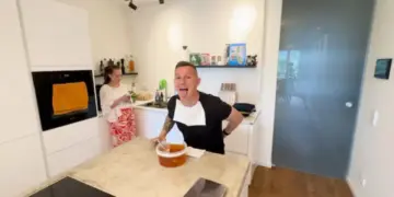 VIDEO will surprise you! German man becomes internet sensation after eating 1.27 kg honey in 60 seconds