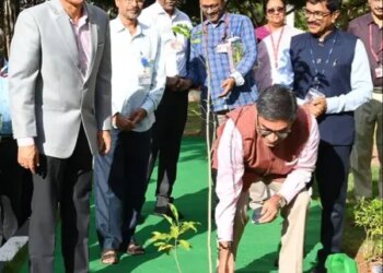 Vikram Misri visited 'Bhavini' and IIT Madras, told students - 'Your role is important'