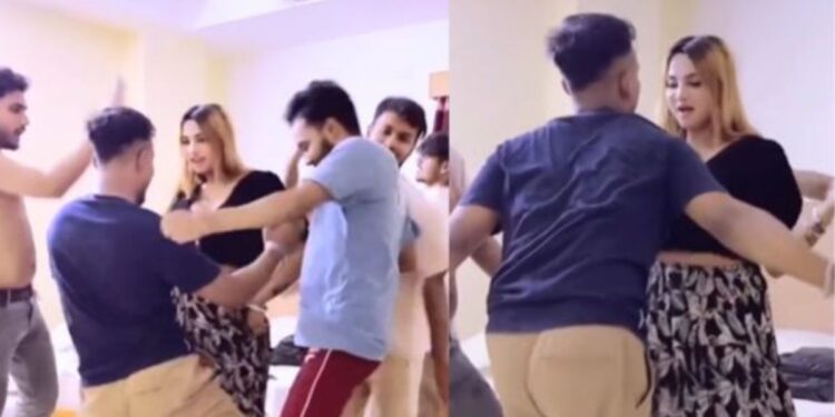 Viral Video: group of boys call lady dance in Hotel room, fail to pay her