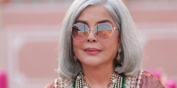 What is Zeenat Aman's caste? Mother is a staunch Hindu and her name is Laliteshwari, even Bollywood is shocked...