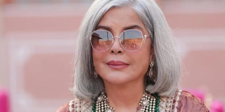 What is Zeenat Aman's caste? Mother is a staunch Hindu and her name is Laliteshwari, even Bollywood is shocked...