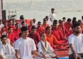 Yoga Yatra from Gangotri to Gangasagar, people practiced yoga together in Kashi