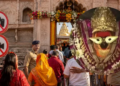 Mirzapur News: Making photos and videos in the sanctum sanctorum of Maa Vindhyavasini temple is now completely banned, administration has issued strict instructions.