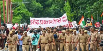 18 metro stations in Delhi closed till further orders, DMRC's big decision amid Jantar Mantar student protest