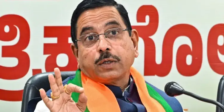 'After Pradhan comes Prahlad...' This is how social media users enjoyed Dharmendra Pradhan's resignation, Panchayat is in trend.