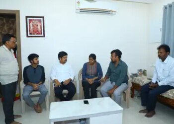 आंध्र प्रदेश के मंत्री ने वियतनाम में नाव दुर्घटना में मारी गई महिला के परिवार को सांत्वना दी