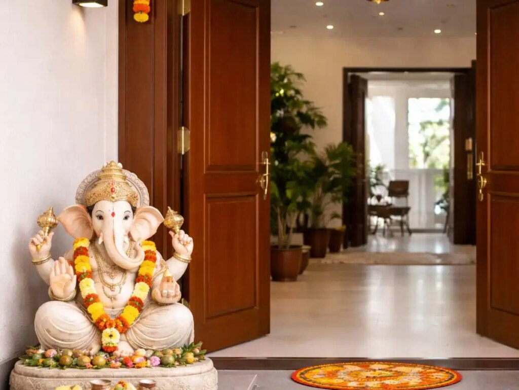 Before building a house, keep these Vastu measures in mind, the beginning of the foundation is considered auspicious.