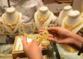Big fall in gold and silver: Silver fell by ₹ 3,155 to ₹ 2.17 lakh per kg, became cheaper by ₹ 25 thousand in a month; Gold also fell by ₹ 1,079