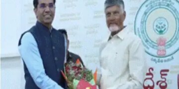 Central government team visits Andhra Pradesh to help tobacco growers