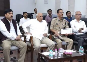 Chief Minister Bhupendra Patel did real-time monitoring of the movement of Ahmedabad Rath Yatra from CM Dashboard.