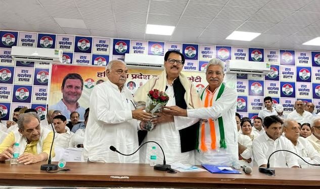 Congress in-charge Sanjay Dutt's direct communication with the workers at Haryana Congress headquarters, laid emphasis on organizational strength.