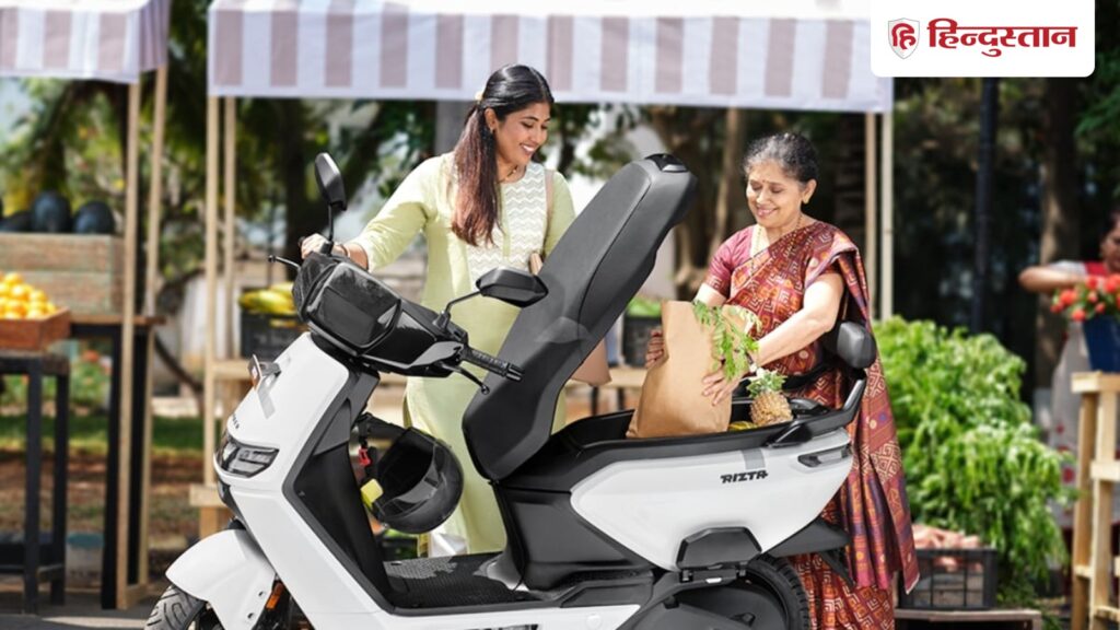 Customers raved about this electric scooter, 24,742 people bought it in June; Its range is 160 km