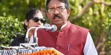 Delhi BJP President chairs meeting on SIR of voter list