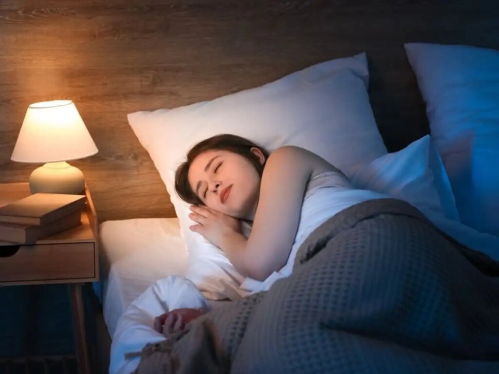 Do this easy technique with your pillow before sleeping, can your wishes really come true? Know the right way