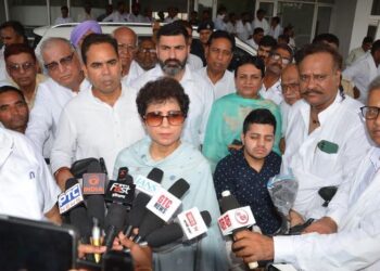 Drinking water crisis deepens in the villages of the district due to falling groundwater level, government is not paying any attention: Kumari Selja