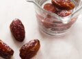 Eat soaked dates every morning, you will get many tremendous benefits from digestion to heart health.