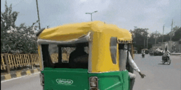Father was making his child drive auto, video went viral; Ujjain traffic police taught a lesson