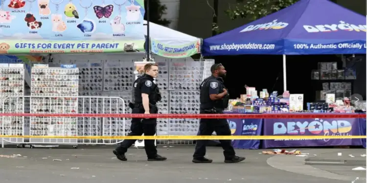 Firing at Seattle Food Festival creates panic, bullets rain on people returning with food items, 2 killed