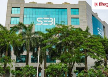 Former chief of Axis MF committed irregularities in trading, SEBI banned him for 7 years
