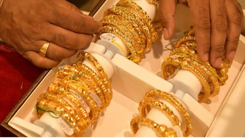 Gold Price: New prices of gold released on July 11, know the latest rates of 22K and 24K gold before buying.