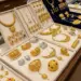 Gold became cheaper, silver shine increased: Price of 24 carat gold fell by Rs 189, silver crossed Rs 2.20 lakh.