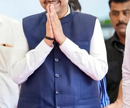 Government in touch with High Court to provide judges for fast track courts: CM Fadnavis