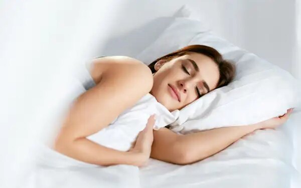 Health Tips: These healthy habits before sleeping can change your lifestyle, you will not feel tired and lethargic in the morning.