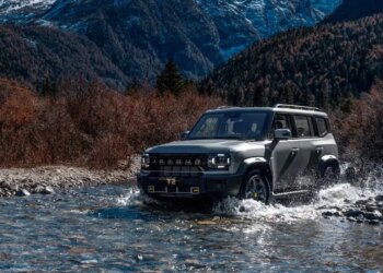 Hybrid SUV craze will increase in India! 4 new Plug-in Hybrid SUVs are coming with long range and advanced features