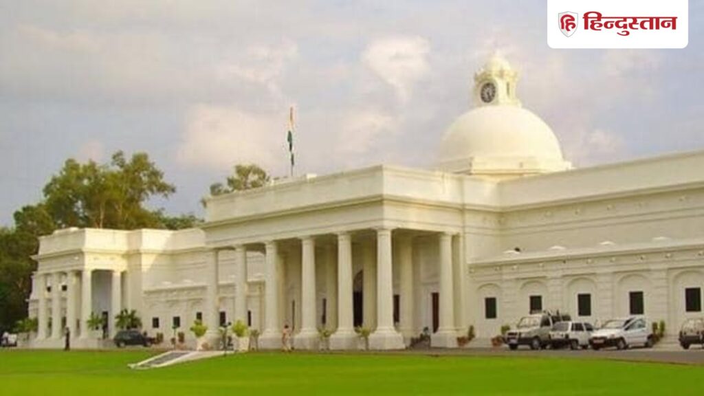 IIT Roorkee: Controversy increased due to IIT Roorkee's advisory banning political statements, institute gave clarification, Career Hindi News