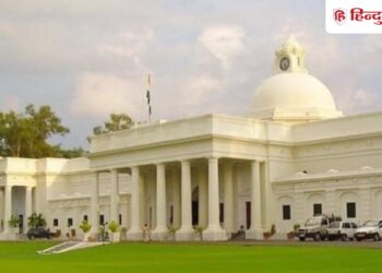 IIT Roorkee: Controversy increased due to IIT Roorkee's advisory banning political statements, institute gave clarification, Career Hindi News