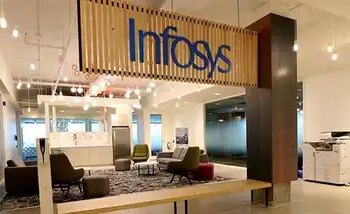 Infosys' net profit declined by 8.6 percent in the first quarter to Rs 7,775 crore, Ashish Kumar Dash made the new CEO.