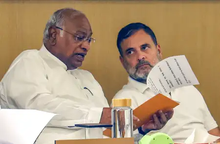 खड़गे और राहुल ने लिखा पीएम मोदी को पत्र, राम मंदिर मामले में निष्पक्ष जांच की मांग, कहा-