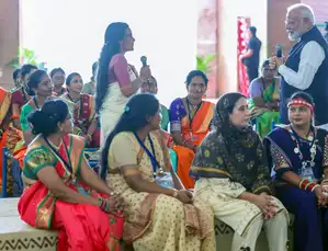 'Lakhpati Didi' campaign gets digital strength, crores of rural women are getting benefit from 'LokOS' platform