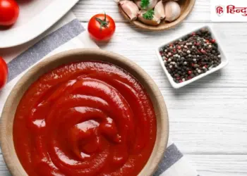 Learn to make market like tomato ketchup from Chef Kunal Kapoor, learn how to store it for a long time.