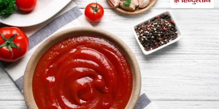 Learn to make market like tomato ketchup from Chef Kunal Kapoor, learn how to store it for a long time.