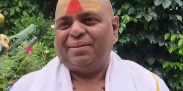 वंदे मातरम बिल पर महामंडलेश्वर करौली शंकर महादेव का समर्थन, राष्ट्रीय प्रतीकों के अपमान पर सख्त कार्रवाई की मांग
