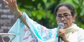 दिल्ली और कोलकाता की घटनाओं पर ममता बनर्जी का केंद्र पर हमला, विपक्षी आंदोलन को दिया समर्थन