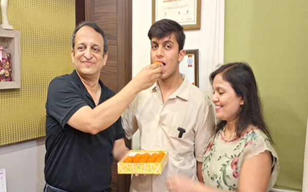 NEET UG 2026: Aryan Gupta, who achieved All India Rank-1, told the mantra of success, called his brother as a role model.