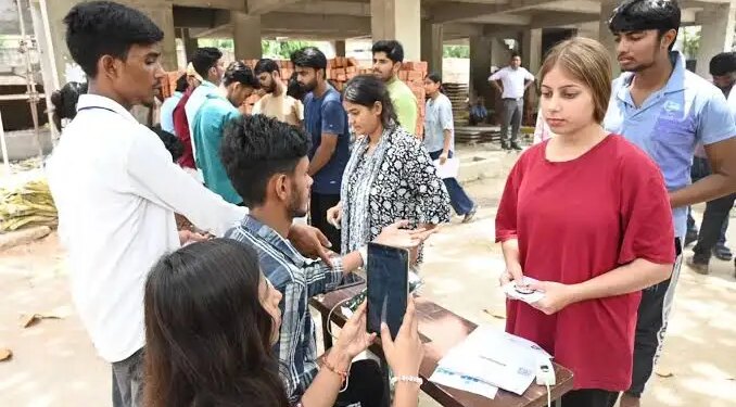 NEET UG Fee Refund Alert: If you have not updated your bank details yet, then do this immediately, NTA extended the deadline.