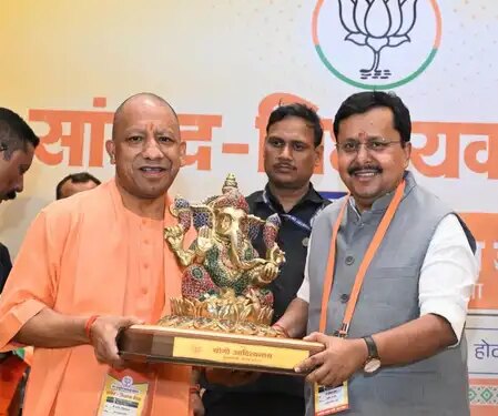 Nitin Naveen's mantra to MPs and MLAs, come out among the people with 'Nation first, not caste'
