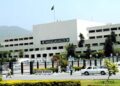 No one should listen, even Pakistani MPs are in fear; Live telecast of National Assembly debate stopped